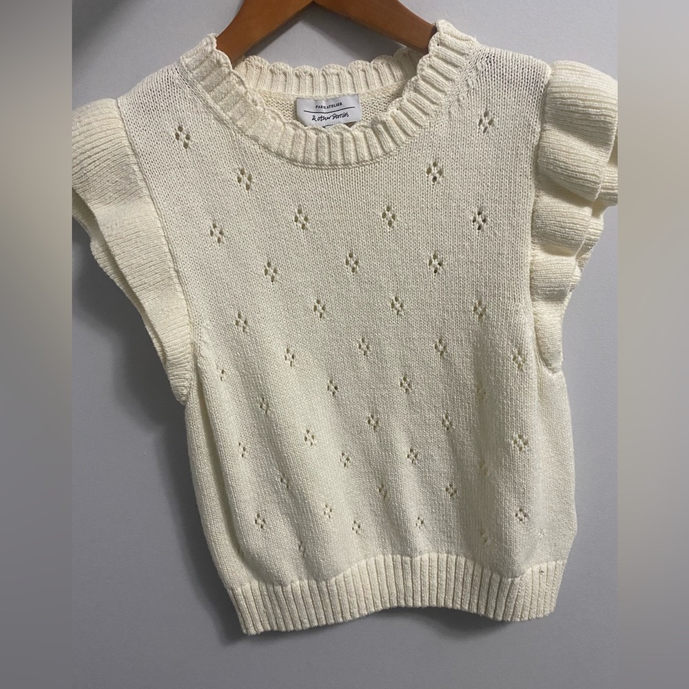 Knitted Offwhite vest | & other stories Paris Atelier
